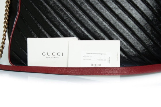 Image 1 of Borsa a mano Gucci Marmont nera