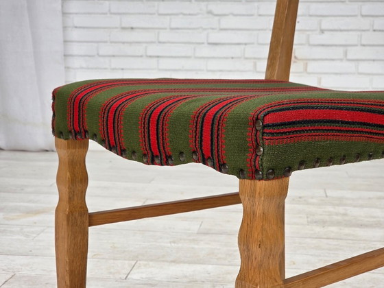 Image 1 of Set van 2 Deense eetkamerstoelen uit de jaren 70, meubelwol, massief eikenhout