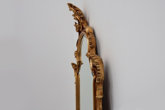 Image 1 of Gran espejo barroco de madera dorada del siglo XX en estilo Luis XV