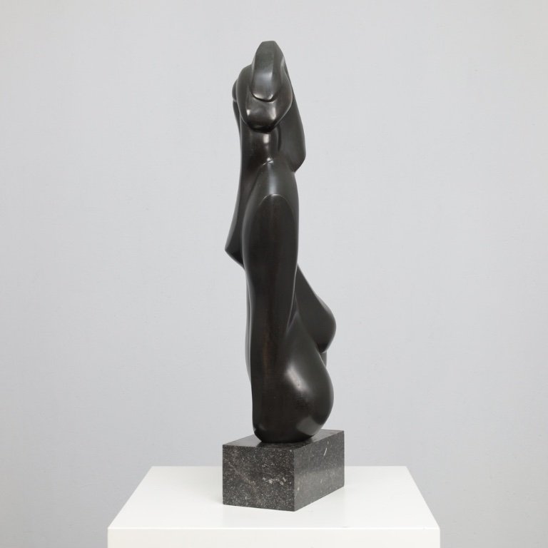 Bronzen vrouwenfiguur van Francine Govers, Nederland, jaren 1990.
