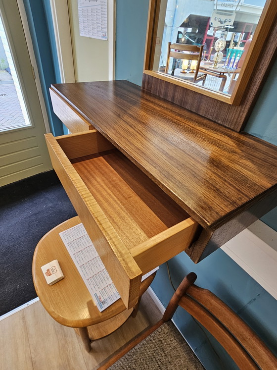 Image 1 of Vintage Mid-Century Hoge Spiegel met Lades en Handgrepen