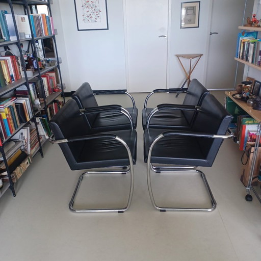 4 sedie Mies van der Rohe prodotte da Fasem – eetkamerstoelen, Leather, Metal (photo 2 of 5)