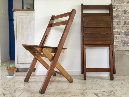 Chaises Pliantes “Au Feu De Bois”