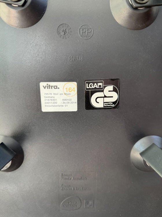 Image 1 of Sedia DAW Vitra Eames nera