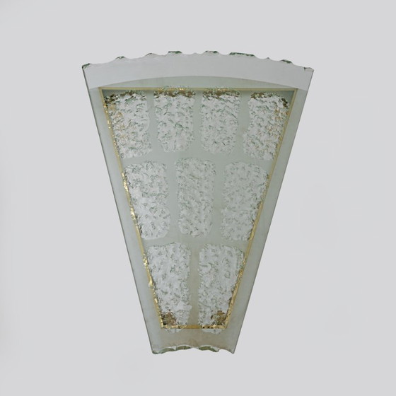 Image 1 of Table basse en verre ciselé de style moderne du milieu du siècle, attribuée à Max Ingrand par Fontana Arte