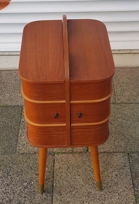 Armoire à couture danoise en teck du Mid Century, 1960S