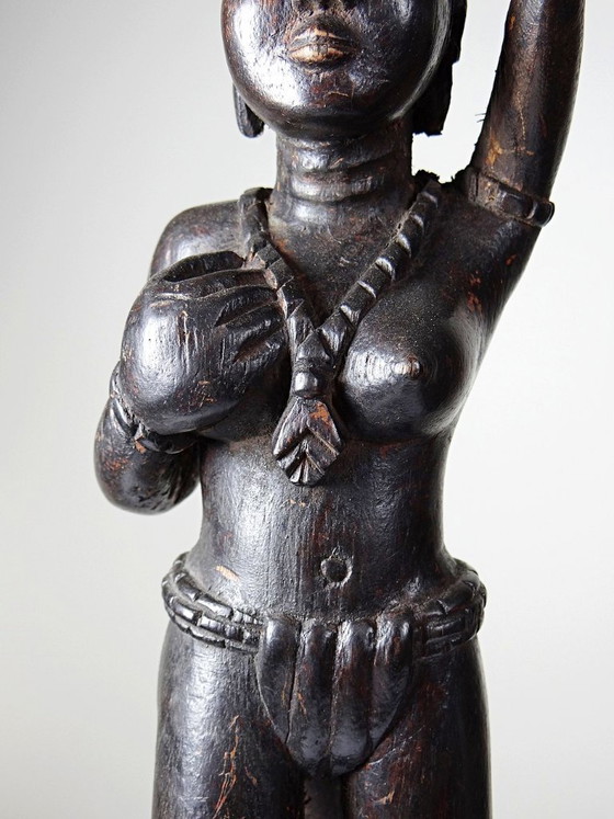 Image 1 of Statuetta africana vintage in legno intagliato, Africa occidentale, XX secolo