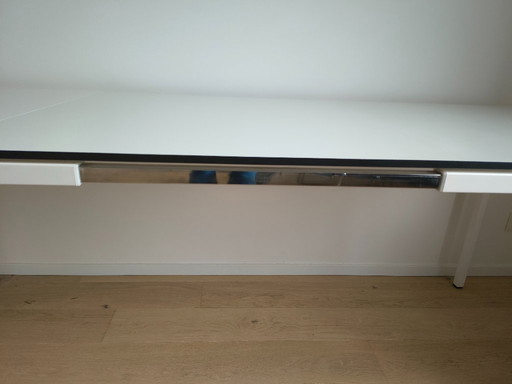 Table Extensible MDF Italia par Bruno Fattorini