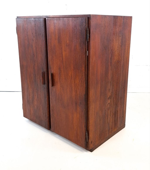 Buffet bas brutaliste vintage en bois brut marron foncé
