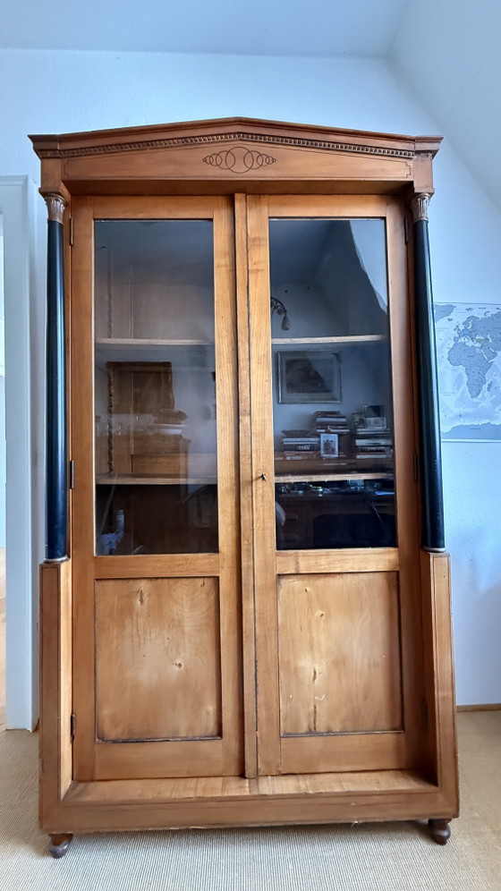 Biedermeier Display Cabinet/Bookcase – Ebonized Columns – 19th Century – Wood, Glass (photo 10 of 10)