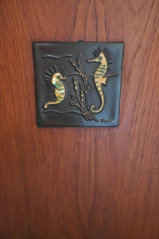 Image 1 of Beautiful large Mid-Century teak wood sideboard