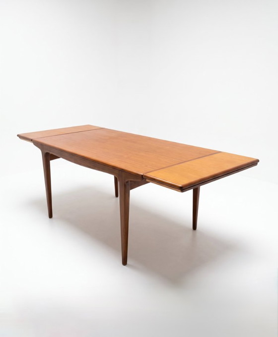 Scandinavische Uitschuifbare Eettafel – Johannes Andersen - 1960 – Uldum Møbelfabrik, Wood (photo 6 of 9)
