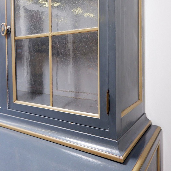 Image 1 of Mobile vintage a due pezzi laccato grigio - disponibile in coppia (B)