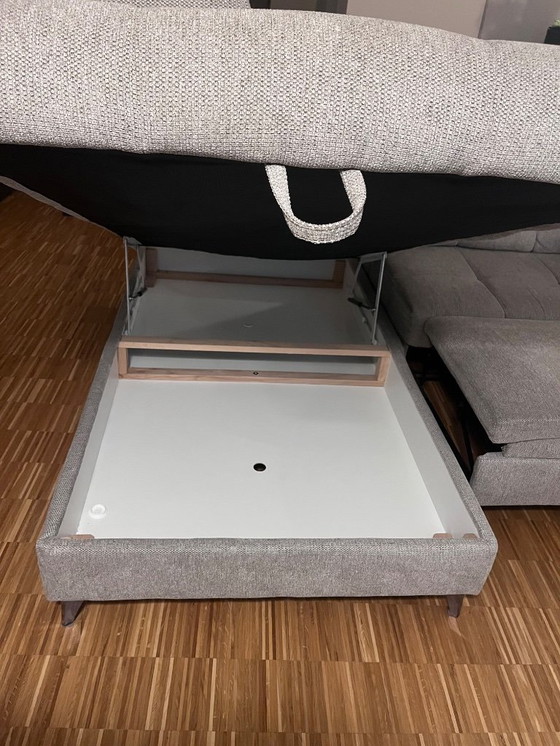 Image 1 of Sofa/sleeper sofa