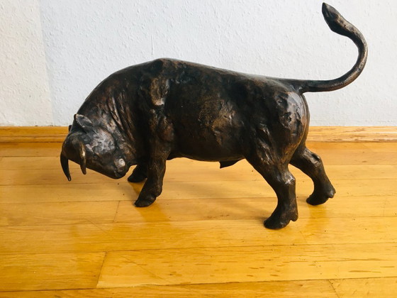 Image 1 of Taureau de bronze de Ladislav Hlina (Bohême 1947)
