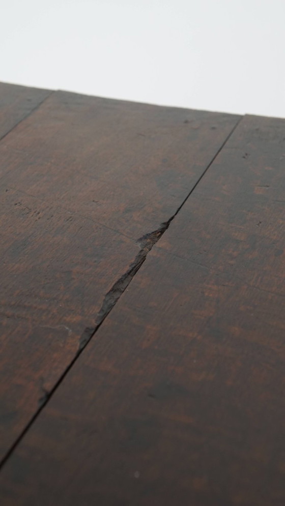 Image 1 of Englische antike Kommode aus Eiche mit Intarsien aus verschiedenen Holzarten