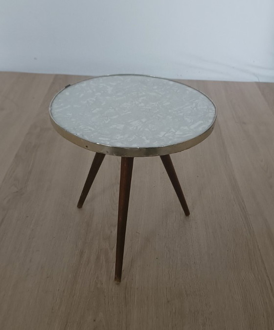 Image 1 of Eleganter Beistelltisch aus den Fünfzigern