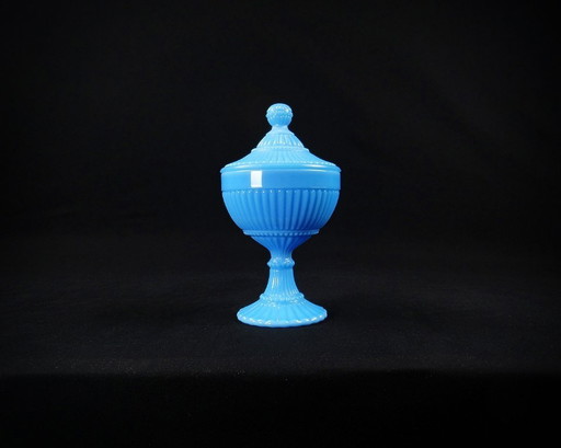 Bonbonnière en opaline de foire bleu de Portieux Vallerysthal Art Deco