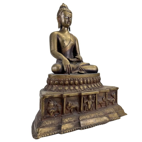 Buddha Himalayano in Bronzo Qualità Museo con Occhi d'Argento – XVI–XVII Secolo – 49.5 cm – Sculture, Bronze (photo 2 of 10)