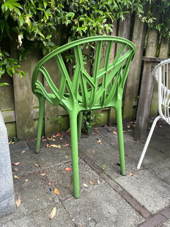 Image 1 of 2x Vitra Vegetal stoel door Bouroullec