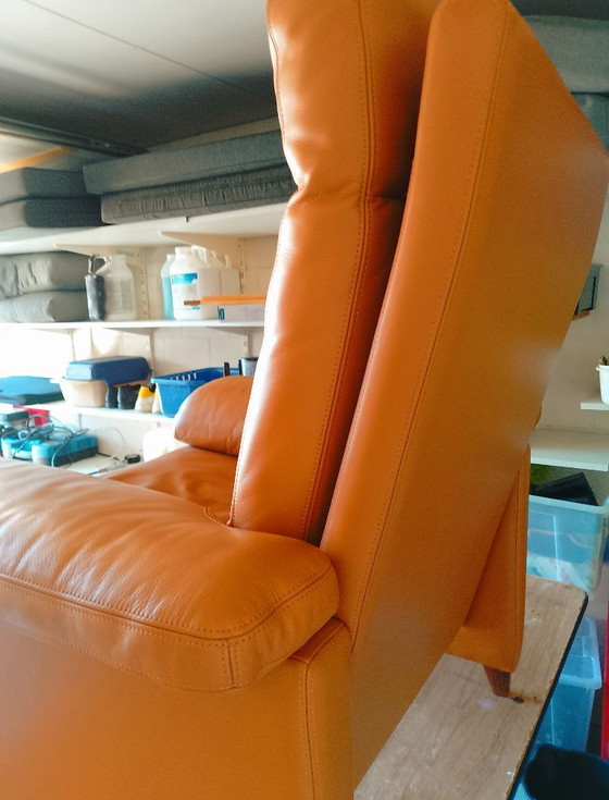 Image 1 of Twee club durlet zetels - relaxzetel- vintage model - cognac -rundsleer