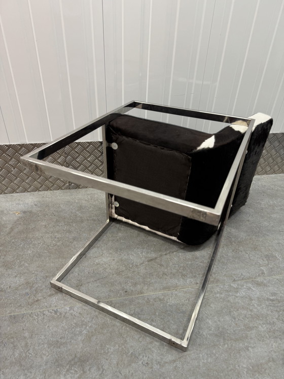 Image 1 of Silla de diseño de lujo en aluminio cromado con piel de vaca auténtica.