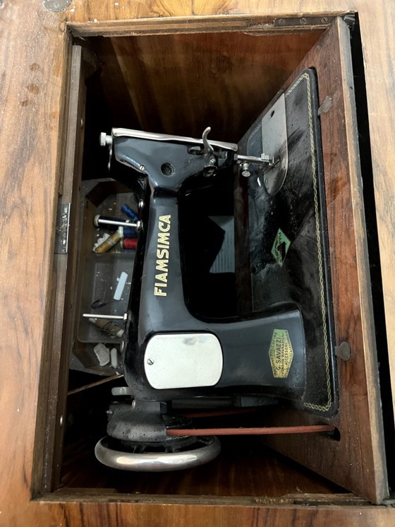 Image 1 of Machine à coudre Fiamsimca - Métal