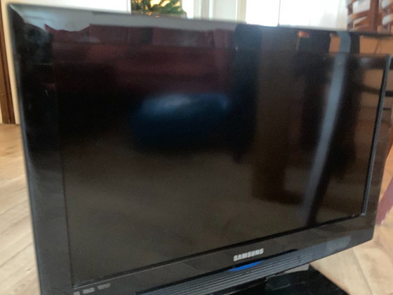 Image 1 of Samsung TV