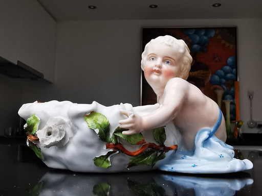Plaue Thüringen Von Schierholz, soberbio cuenco redondo de porcelana modelada a mano