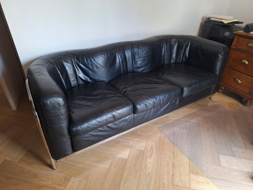 ¿Un sofá Zanotta de 3 plazas? ¿Hiciste una oferta? ¡Quién sabe!