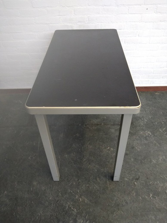 Image 1 of Gispen metalen bureautje met 5 lades 