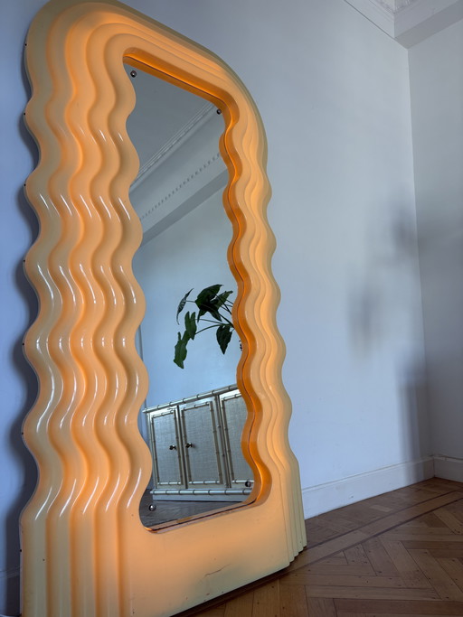 Ultrafragola sottsass spiegel 