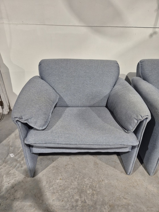 Image 1 of 2 x bora bora leolux armchair grey-blue fabric