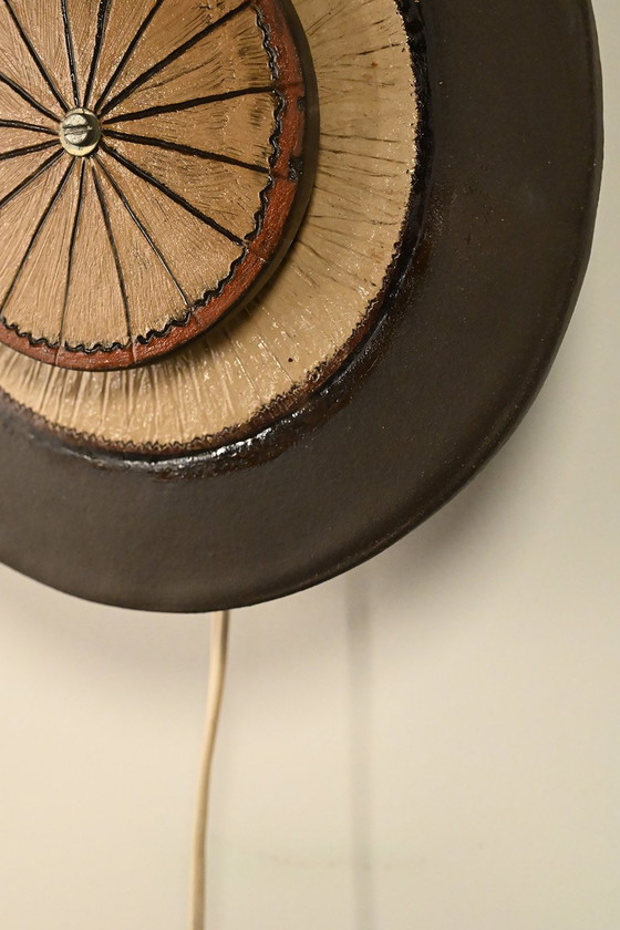 Image 1 of Elegante lampada da parete in ceramica danese