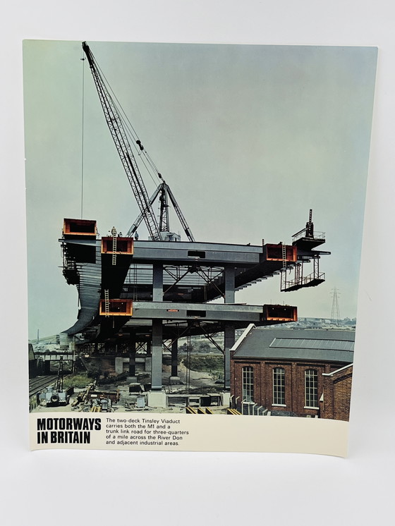 Image 1 of Lot de 8 photos cartonnées « Motorways in Britain « 