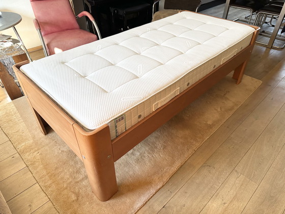 Image 1 of Auping Auronde 3000 simple 90 x 200