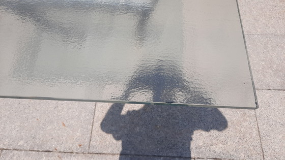 Image 1 of Tafel met glazen blad