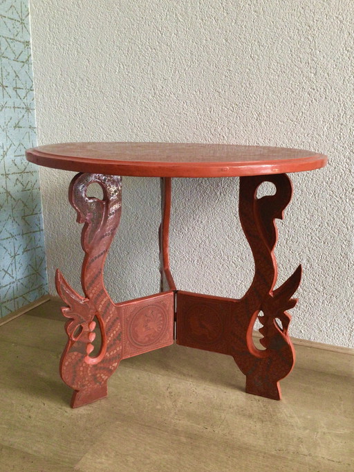 Lackierter Tisch aus Birma