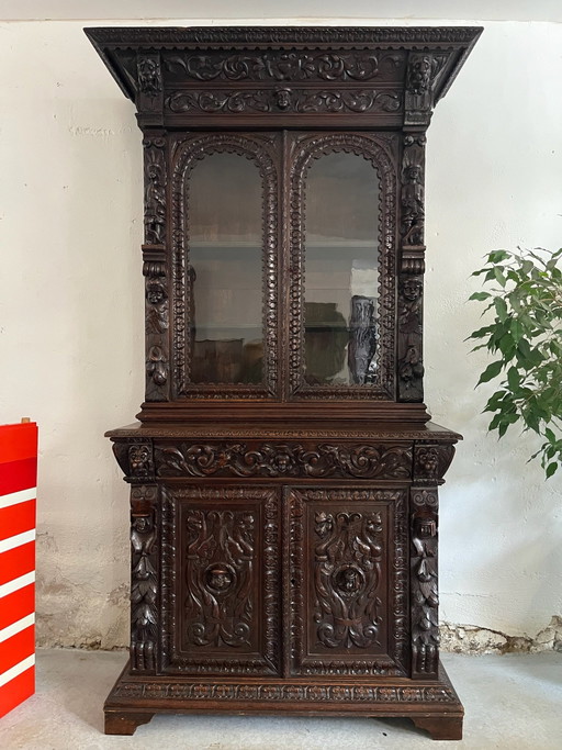 Henri II two-part buffet