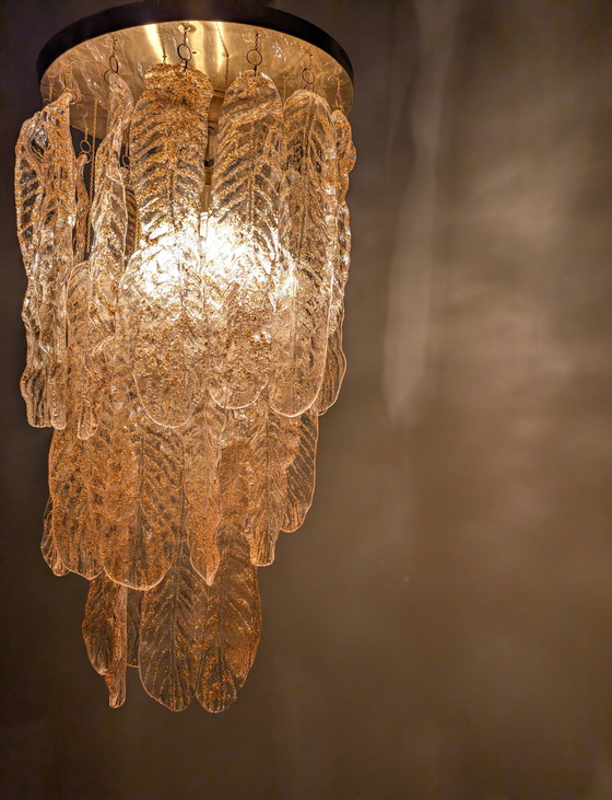 Image 1 of Lustre italien avec feuilles en verre de Murano ambre et caramel, 1970S