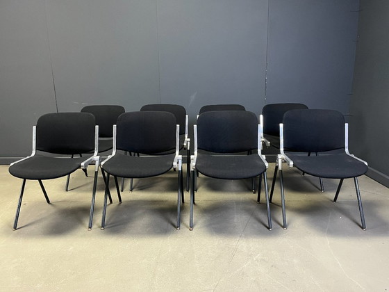 Image 1 of Sedie da pranzo italiane impilabili vintage nello stile di Castelli, set da 8