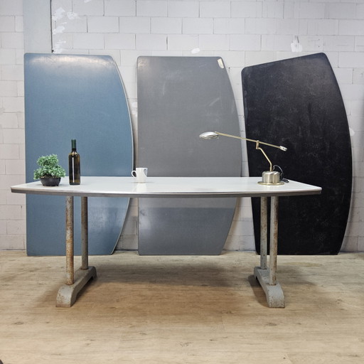 Vintage (50s) Industriële Tafels / Tafelbladen (Gispen Stijl) Werk Tafels (4x) Prijs Per Stuk – bureau, Metal, Polyester