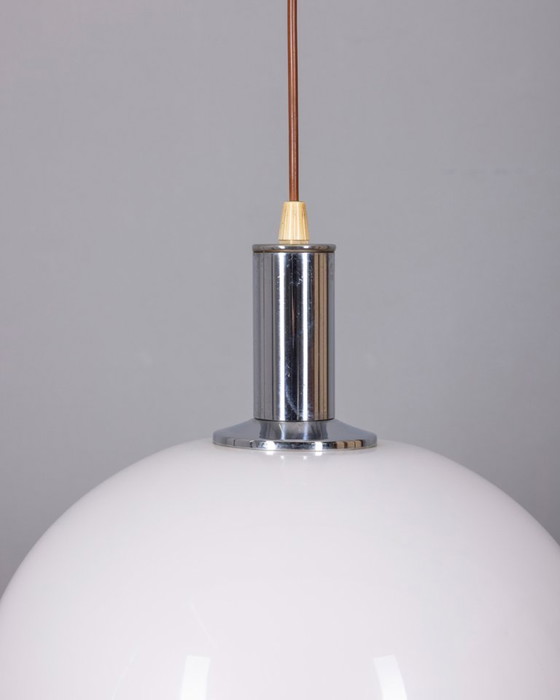 Image 1 of LAMPADA A SOSPENSIONE VINTAGE ANNI '70 IN PLASTICA DI DESIGN ITALIANO