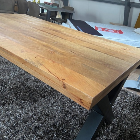 Image 1 of Boda dining table