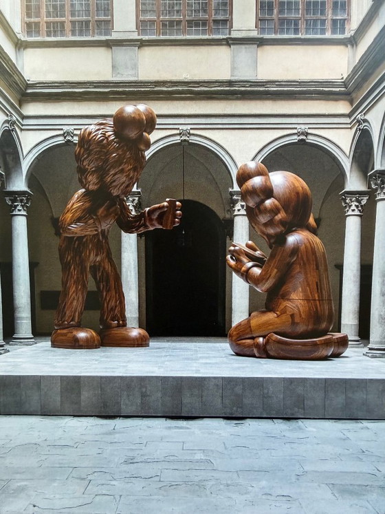 Image 1 of Kaws The Message, ...... Met Dank Aan Fondazione Palazzo Strozzi, Florence, Italië