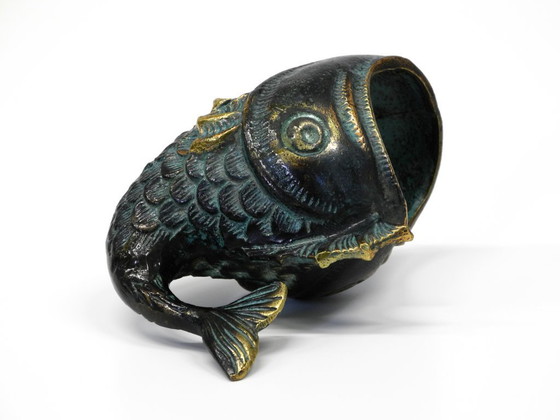 Image 1 of Beautiful Mid Century bronze table or hand ashtray by Walter Bosse in the shape of a fish