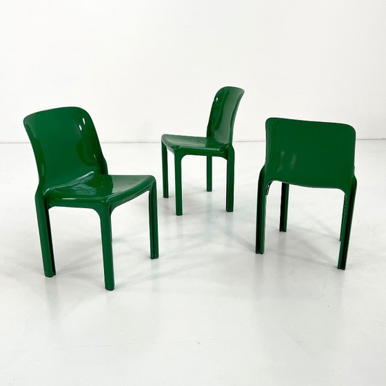 Grüner Selene Stuhl von Vico Magistretti für Artemide, 1970er – Esszimmerstühle, Plastic (photo 2 of 12)