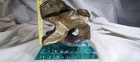 Image 1 of Sculpture organique en bronze « Météore » sur un socle en verre immergé - Milieu du XXe siècle