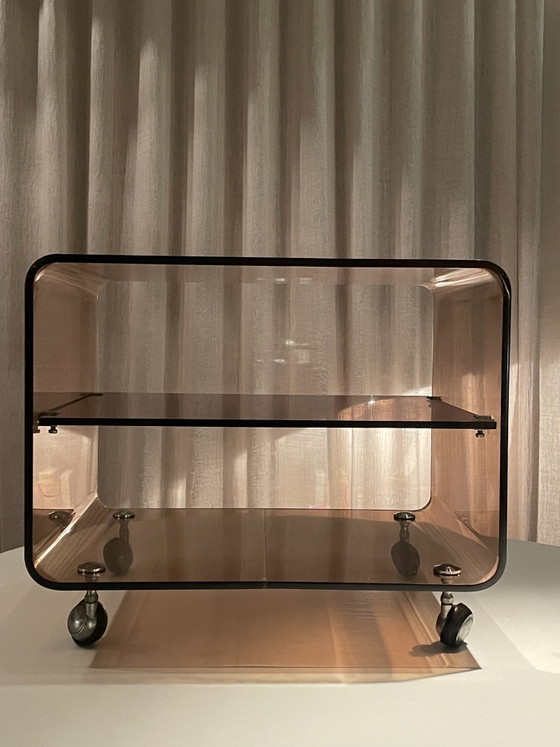 Carrello di servizio vintage in plexiglas color marrone fumo – Michel Dumas per Roche Bobois, anni '70 (photo 11 of 11)