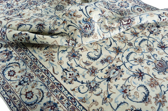Image 1 of Handgeknoopt Perzisch tapijt - Nain 9La 362 x 257 cm